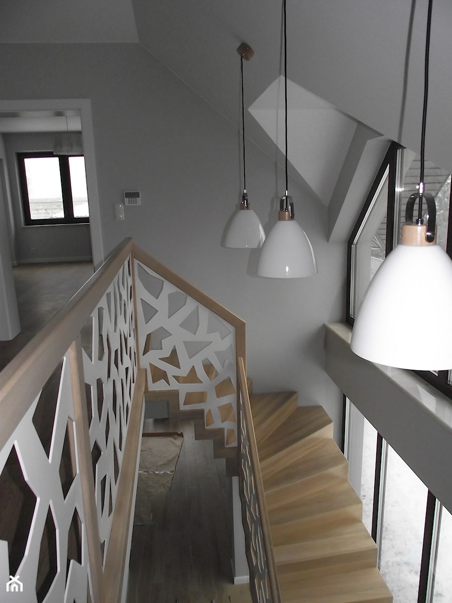 Schody dywanowe - zdjęcie od LEGAR - stolarstwo, schody i podłogi z drewna