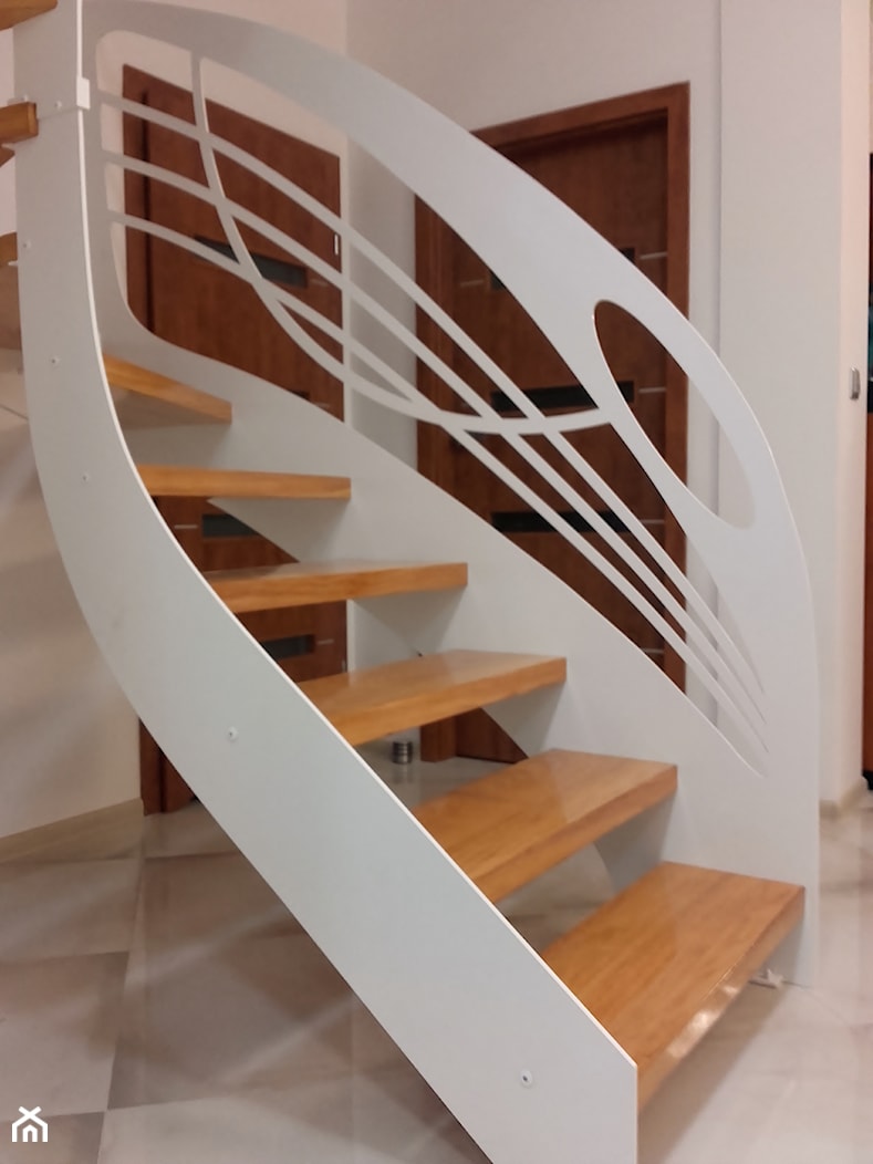 Schody w nowoczesnym stylu. LEGAR - zdjęcie od LEGAR - stolarstwo, schody i podłogi z drewna - Homebook