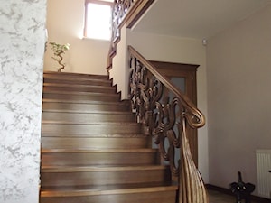 Schody na bonstrukcji betonowej - zdjęcie od LEGAR - stolarstwo, schody i podłogi z drewna