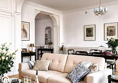 MODERN CLASSIC HOME - PROJEKT APARTAMENTU WARSZAWA - Mały biały salon z jadalnią, styl glamour - zdjęcie od MODERN CLASSIC HOME