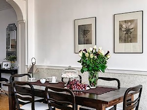 MODERN CLASSIC HOME - PROJEKT APARTAMENTU WARSZAWA - Średnia biała jadalnia jako osobne pomieszczenie, styl glamour - zdjęcie od MODERN CLASSIC HOME
