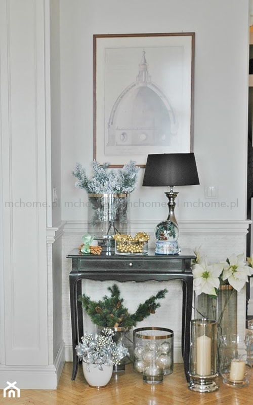 MODERN CLASSIC CHRISTMAS - Mały szary salon, styl tradycyjny - zdjęcie od MODERN CLASSIC HOME - Homebook