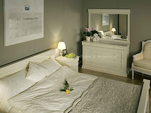 ŁÓŻKA, SZAFKI NOCNE NA ZAMÓWIENIE INDYWIDUALNE - Mała zielona sypialnia, styl tradycyjny - zdjęcie od MODERN CLASSIC HOME