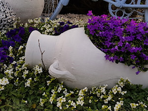 Dekoracje i ozdoby do ogrodu -Kobea Ogrody i Bruki - Ogród - zdjęcie od Ewa Tyrna