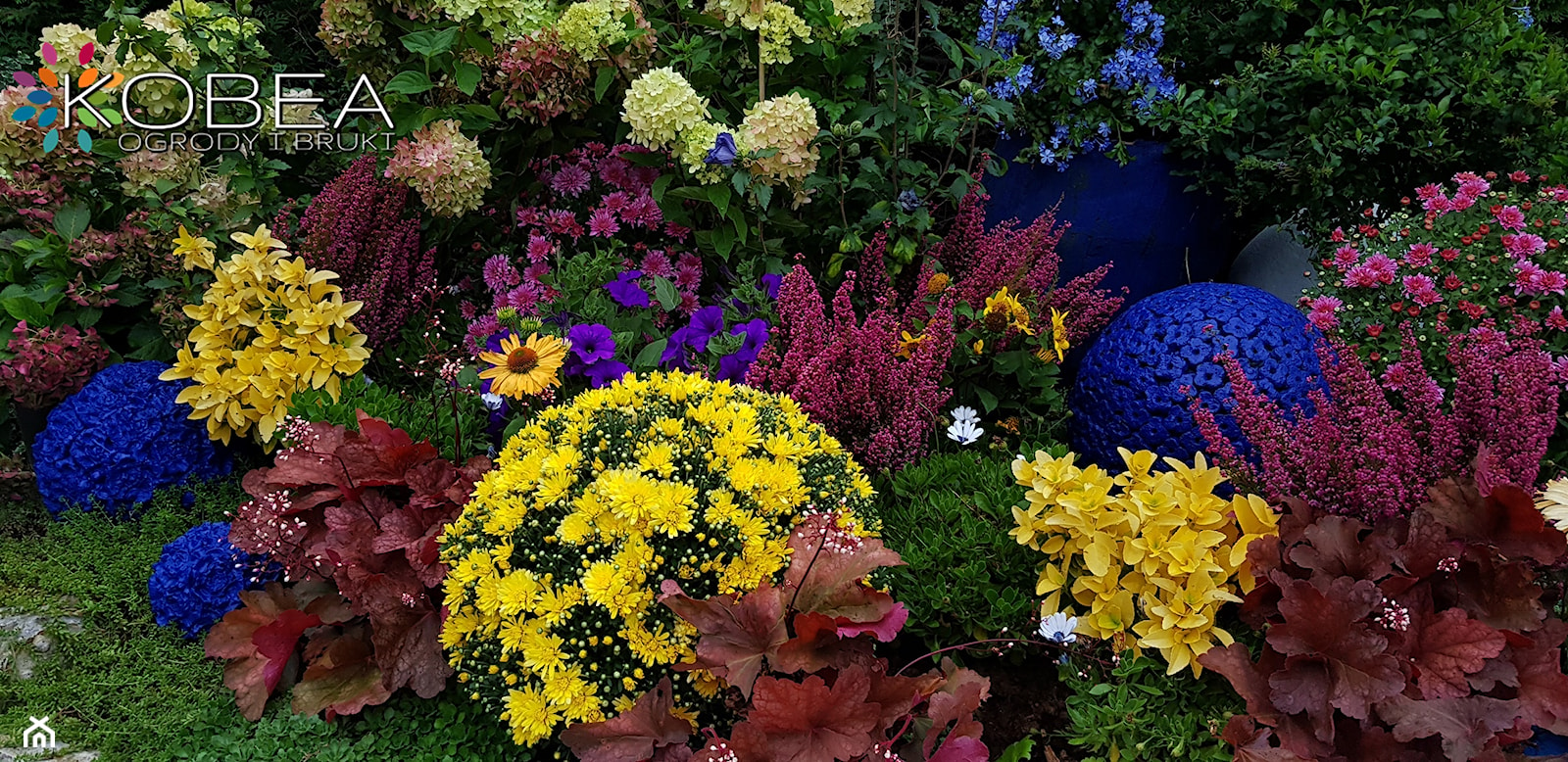 Jesień w ogrodzie -dekoracje i ozdoby do ogrodu -Kobea Ogrody i Bruki - zdjęcie od Ewa Tyrna - Homebook