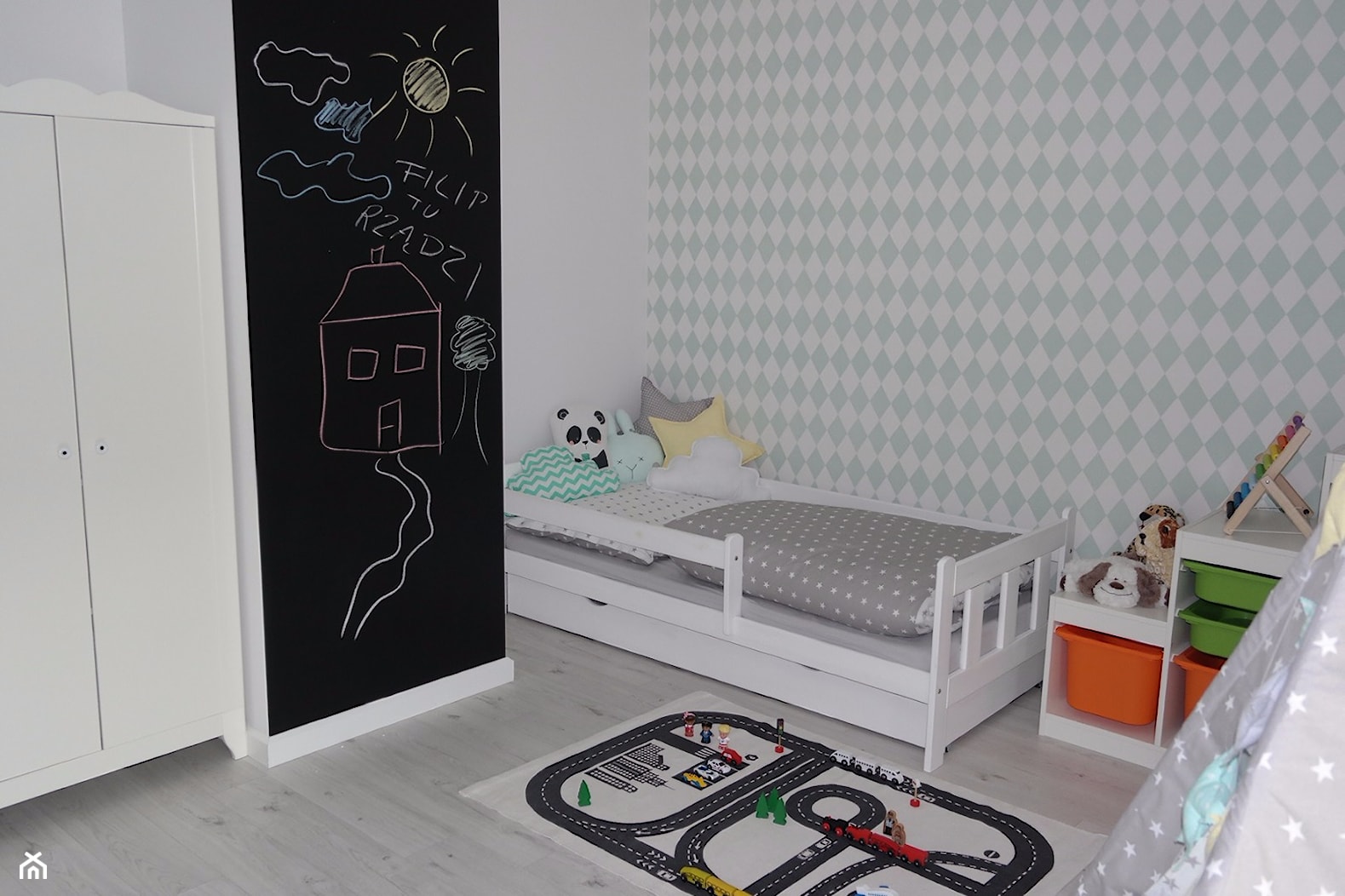 #pokojdziecka - Mały czarny szary pokój dziecka dla dziecka dla chłopca dla dziewczynki - zdjęcie od Izabela Królikowska - Homebook