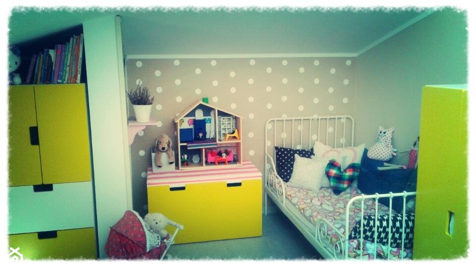 #pokojdziecka - Mały biały szary pokój dziecka dla dziecka dla dziewczynki - zdjęcie od mami33 - Homebook