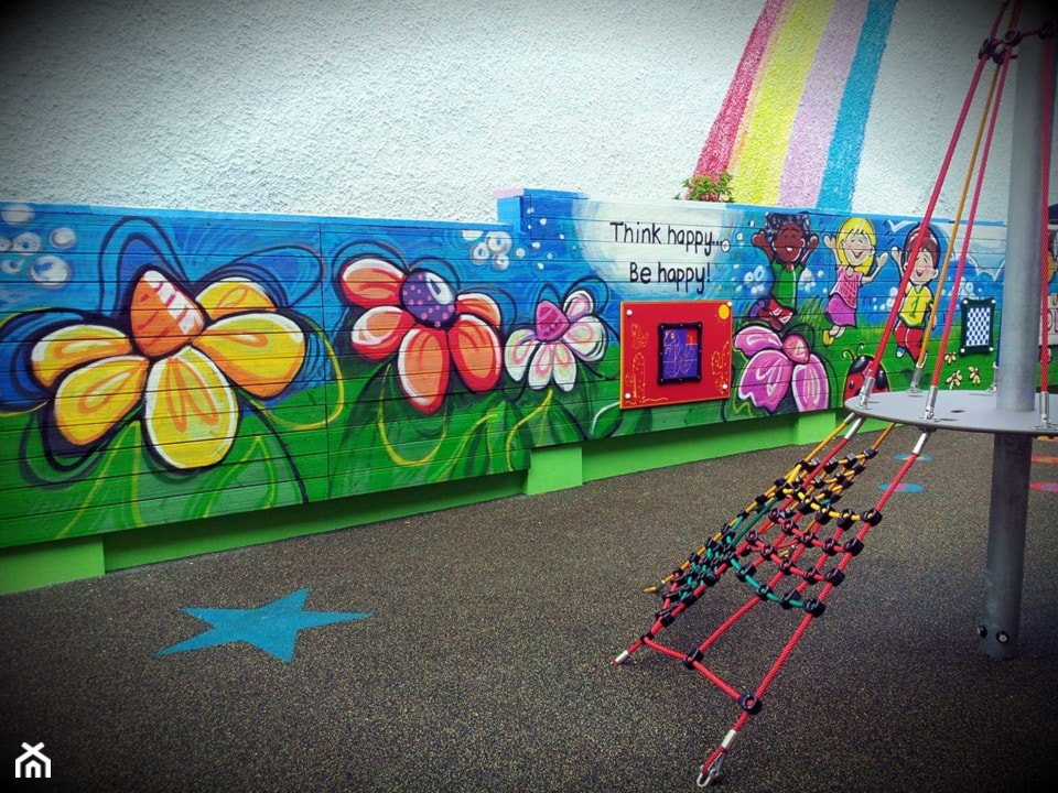 Podwórko w szkole - Wnętrza publiczne, styl tradycyjny - zdjęcie od Colour My Walls - Homebook