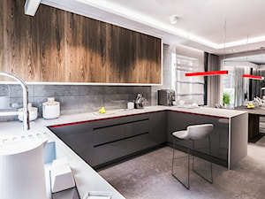 Projekt domu pod Łodzią - Średnia otwarta z salonem z kamiennym blatem czarna z zabudowaną lodówką z lodówką wolnostojącą z nablatowym zlewozmywakiem kuchnia w kształcie litery u z oknem, styl nowoczesny - zdjęcie od BIBI Designe