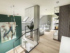 Projekt wnętrza domu pod Sewillą - Średni szary zielony hol / przedpokój - zdjęcie od BIBI