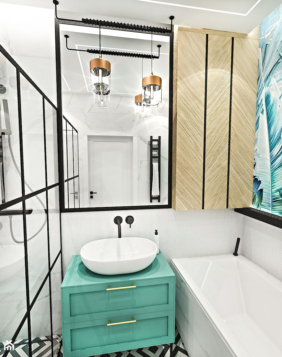 PROJEKT ŁAZIENKI - 6m2 - Średnia bez okna z lustrem ze szkłem na ścianie z punktowym oświetleniem łazienka, styl glamour - zdjęcie od BIBI Designe