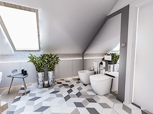 Łazienka na poddaszu ,śląsk - Średnia na poddaszu z lustrem łazienka z oknem, styl skandynawski - zdjęcie od BIBI