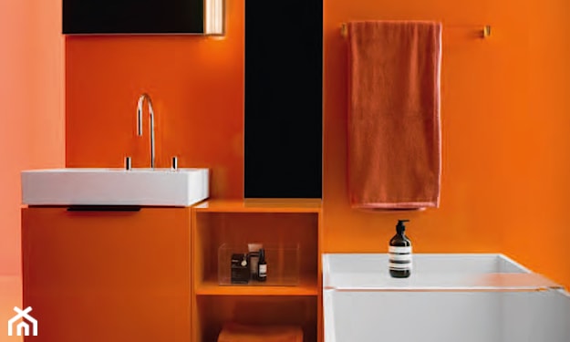 pomarańczowa łazienka 