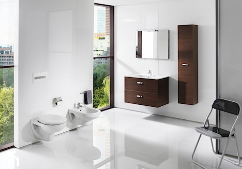 KOLEKCJA VICTORIA - Średnia łazienka z oknem, styl minimalistyczny - zdjęcie od Roca