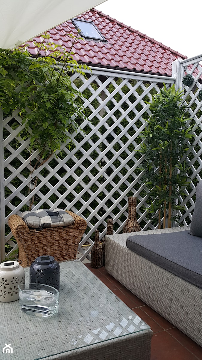 Mój wymarzony taras pod chmurką - Średni z meblami ogrodowymi taras z tyłu domu, styl nowoczesny - zdjęcie od Marzena Turkot