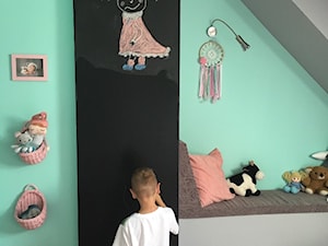 Koszyczki na ścianie od Lilu, farba tablicowa do wyrażania inwencji twórczych ;) łapacz snów, - zdjęcie od Dorota Nieć Zielińska