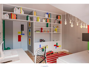 Dom 160 - Średni szary pokój dziecka dla dziecka dla chłopca, styl nowoczesny - zdjęcie od BLUETARPAN