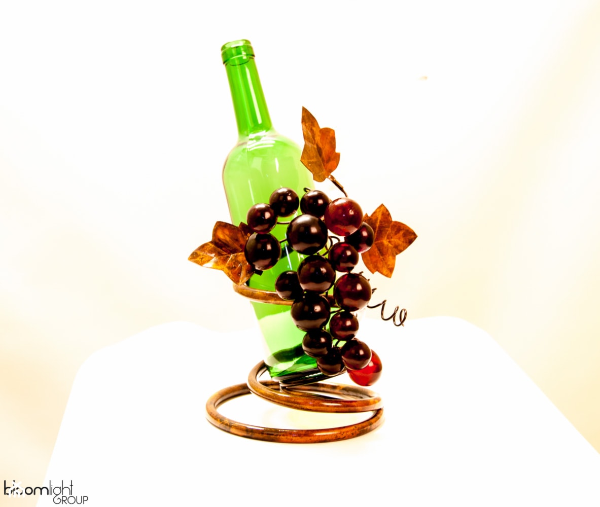 Stojak na wino - zdjęcie od Bloomlight Group - Homebook