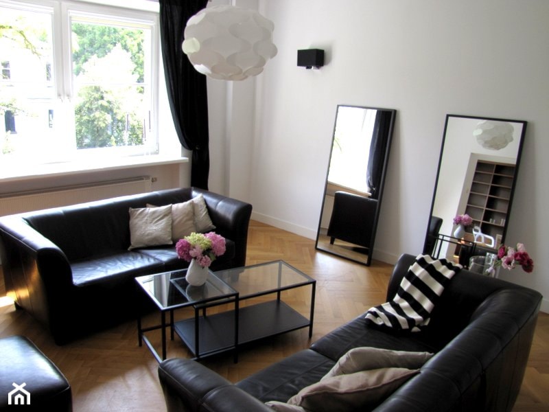 metamorfoza apartamentu w Warszawie - Salon, styl tradycyjny - zdjęcie od home2sell
