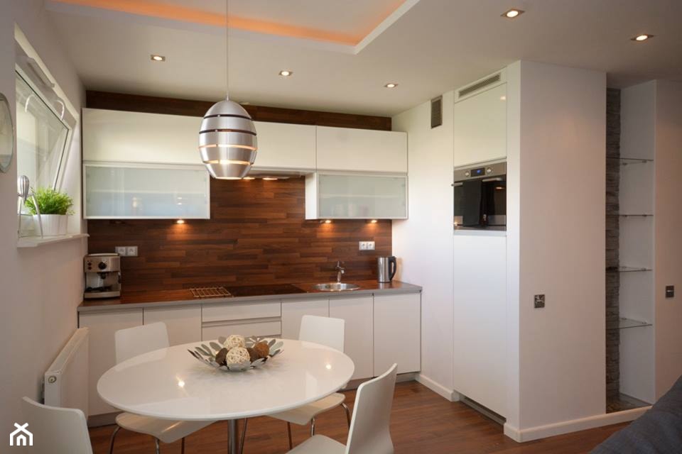 ekspresowy home staging czyli przygotowanie mieszkania na wynajem - Kuchnia - zdjęcie od home2sell - Homebook
