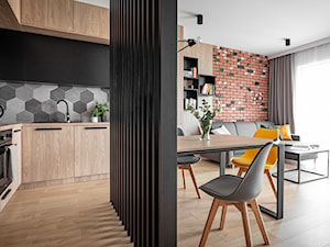 Mieszkanie w Wolsztynie 2 - Średni biały salon z kuchnią z jadalnią - zdjęcie od STRAŻYŃSKI STUDIO