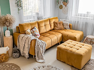 Nowoczesne sofy do salonu - Mały biały zielony salon, styl prowansalski - zdjęcie od slf24.pl