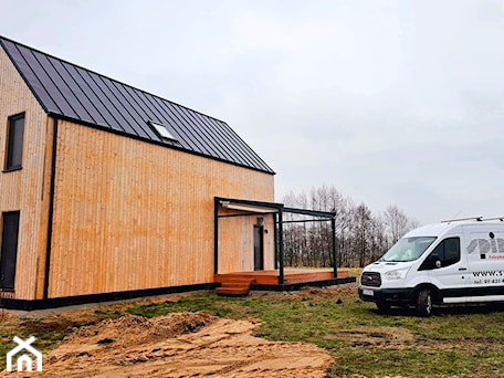 Aranżacje wnętrz - Taras: Pergola tkaninowa w typie śródziemnomorskim - Taras, styl nowoczesny - Spin Bobko i Staniewski sp.j.. Przeglądaj, dodawaj i zapisuj najlepsze zdjęcia, pomysły i inspiracje designerskie. W bazie mamy już prawie milion fotografii!