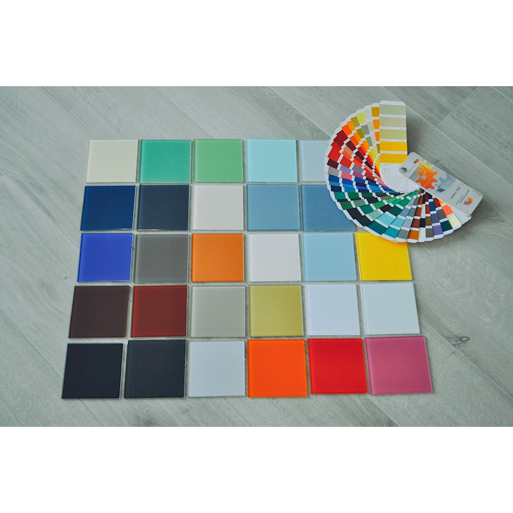 LACOBEL - wybrane kolory szkła z palety RAL - zdjęcie od KUPPER GLASS - Homebook