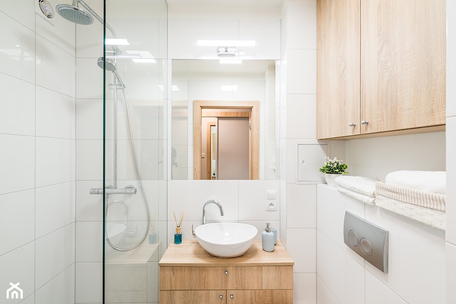jasna łazienka - zdjęcie od JW Architektura