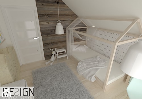 Pokój dla małej dziewczynki na poddaszu - Średni biały brązowy pokój dziecka dla dziecka dla dziewczynki, styl skandynawski - zdjęcie od Am Design Studio projektowania wnętrz