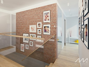 Mieszkanie z bursztynowym akcentem - Schody, styl tradycyjny - zdjęcie od mleczko architektura