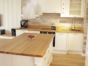 Mieszkanie w stulu klasycznym - Kuchnia - zdjęcie od Limonki studio
