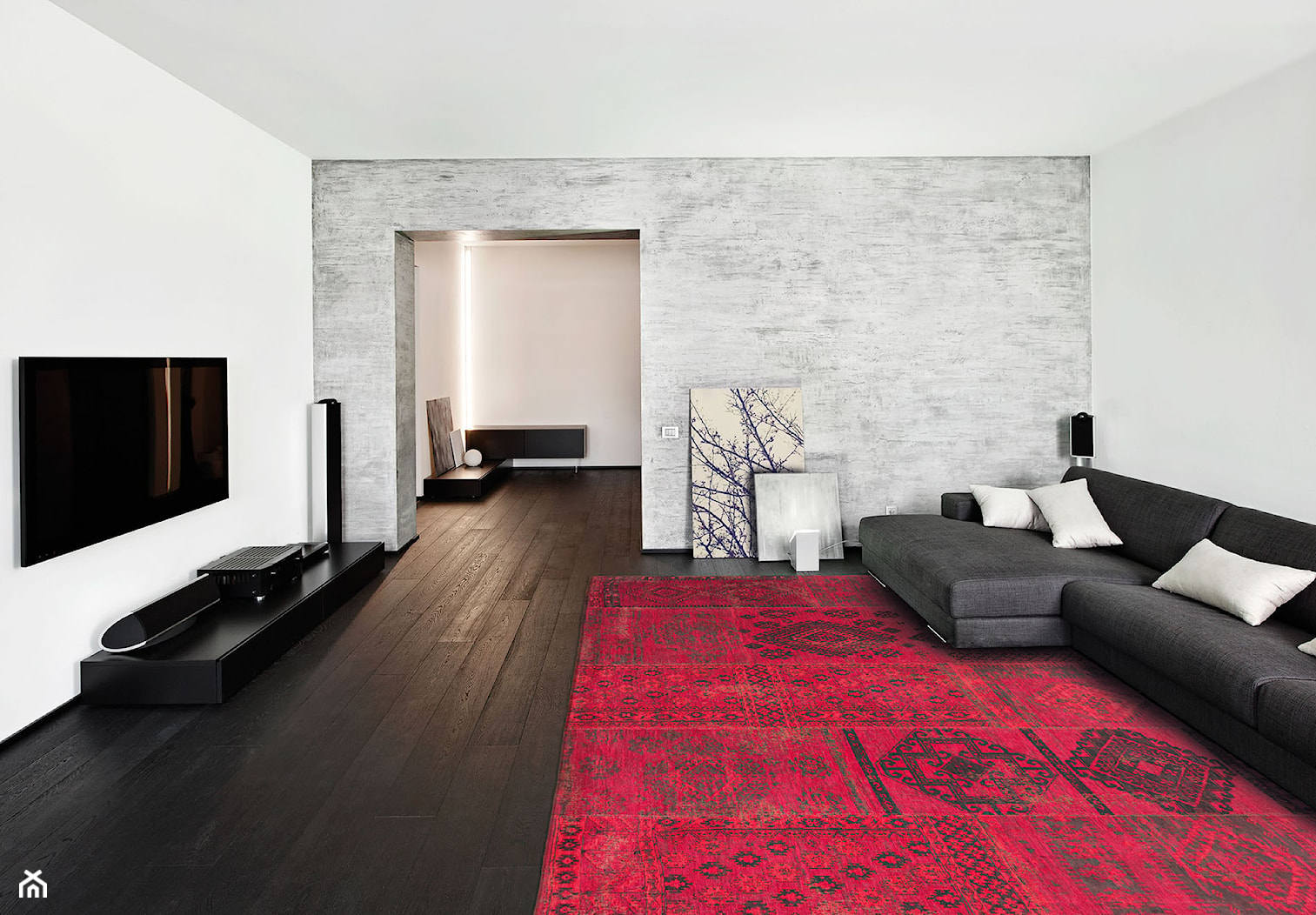 Designerski naturalny dywan tribalowy - czerwony - zdjęcie od CARPETS & MORE - Homebook