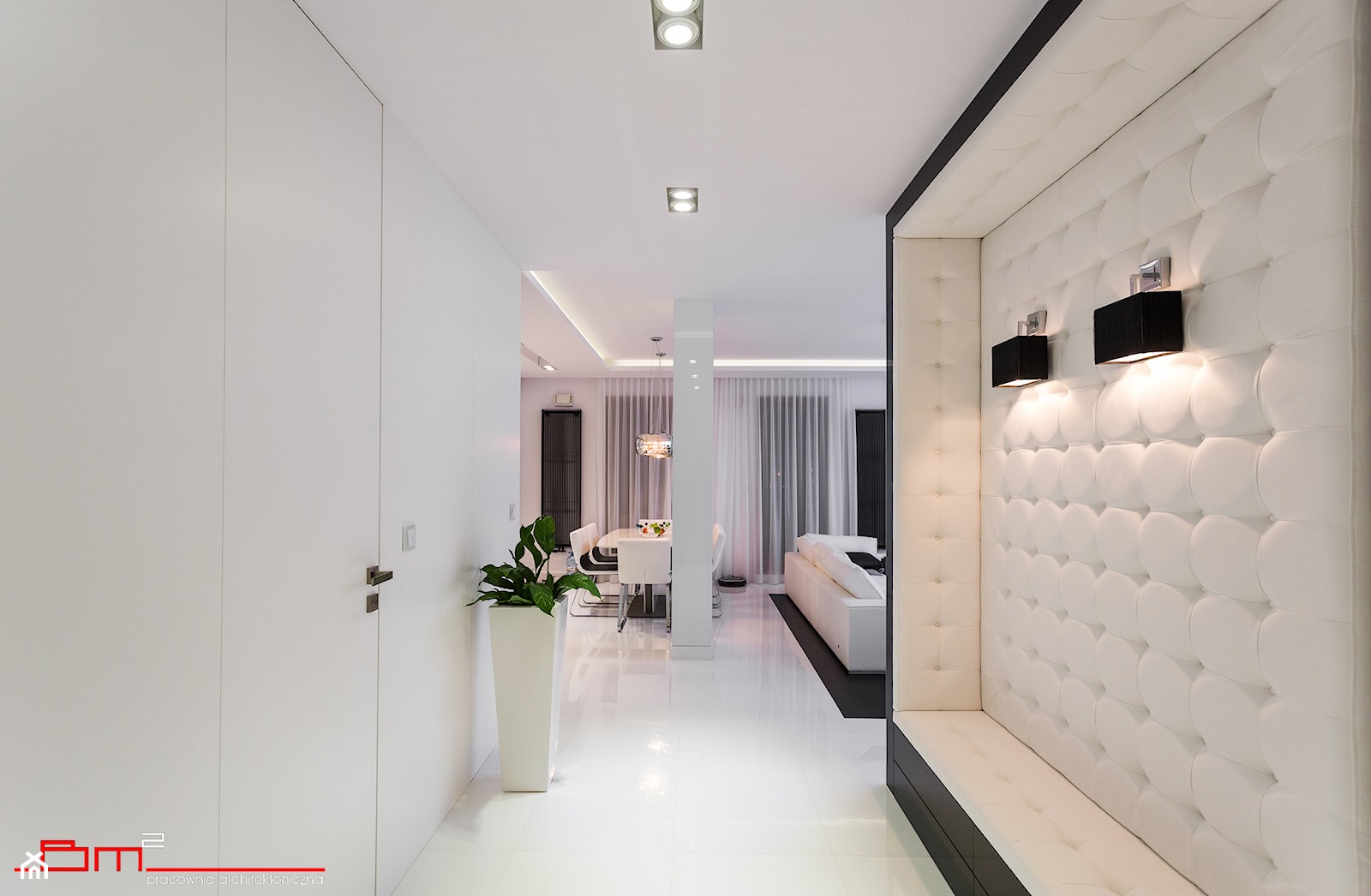 czarno- biały apartament 125m2 - Średni biały hol / przedpokój, styl minimalistyczny - zdjęcie od bm2 brzostek maciej - Homebook