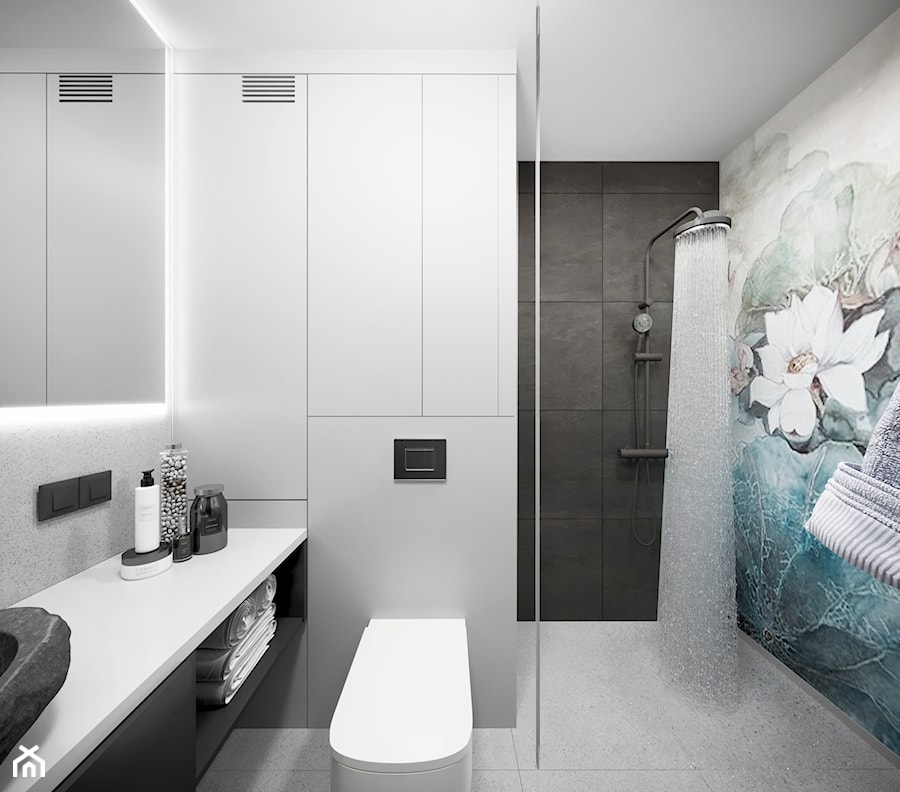 Biało-czarna łazienka z dekoracyjnym motywem - zdjęcie od OHHOME - projekty, remonty, meble