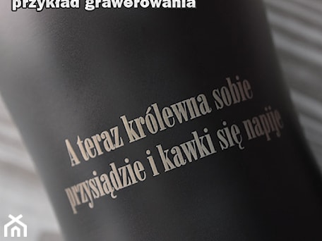 Aranżacje wnętrz - Kuchnia: Kubek BLACKY z indywidualnym grawerem. - Termokubki. Przeglądaj, dodawaj i zapisuj najlepsze zdjęcia, pomysły i inspiracje designerskie. W bazie mamy już prawie milion fotografii!