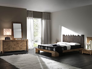 Średnia brązowa szara sypialnia - zdjęcie od Shamanica.pl