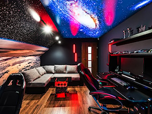 Space Room - Średnie w osobnym pomieszczeniu z sofą z zabudowanym biurkiem czarne biuro - zdjęcie od Pracownia Projektowa Decoretti - Agata Jachimowicz