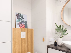 Łazienka z deską drewnianą - Mała łazienka, styl nowoczesny - zdjęcie od O.Fiedorowicz