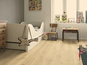 Pokój dziecka - Duży biały czarny pokój dziecka dla dziecka dla chłopca dla dziewczynki, styl skandynawski - zdjęcie od Quick Step