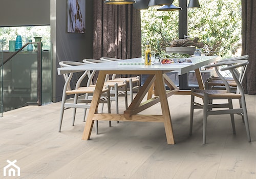 Podłoga drewniana Massimo - Średnia czarna jadalnia jako osobne pomieszczenie - zdjęcie od Quick Step