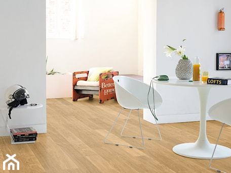 Aranżacje wnętrz - Salon: Podłoga laminowana Perspective - Salon - Quick Step. Przeglądaj, dodawaj i zapisuj najlepsze zdjęcia, pomysły i inspiracje designerskie. W bazie mamy już prawie milion fotografii!