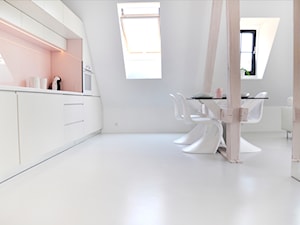 Apartament do wynajęcia Oświęcim II - Średnia biała jadalnia w kuchni, styl minimalistyczny - zdjęcie od DelaBartman