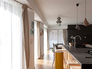 Dom pozornie prosty | Bojano - Kuchnia - zdjęcie od PRACOWNIA 111