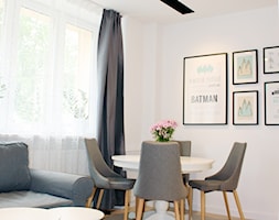Zdjęcia z metamorfozy mieszkania 36m2 w Warszawie - Mała biała jadalnia w salonie, styl skandynawsk ... - zdjęcie od Voight Interiors - Homebook