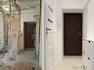 Zdjęcia z metamorfozy mieszkania 36m2 w Warszawie - Średni z wieszakiem biały hol / przedpokój, styl skandynawski - zdjęcie od Voight Interiors