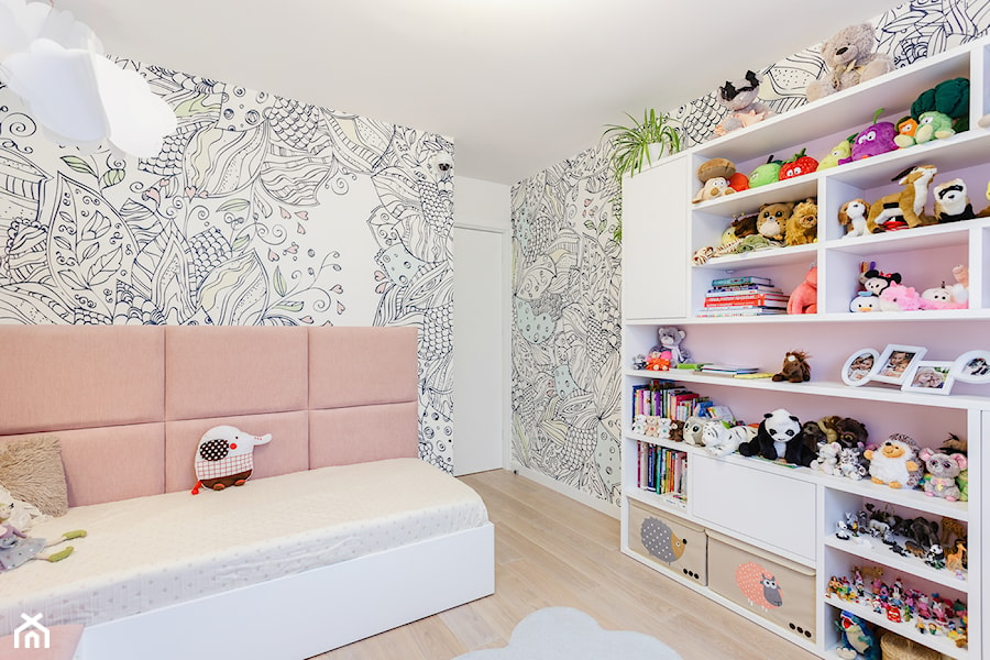 Apartament na Ursynowie 110m2 - Średni biały pokój dziecka dla dziecka dla dziewczynki, styl nowoczesny - zdjęcie od MODIFY - Architektura Wnętrz