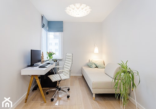 Apartament na Ursynowie 110m2 - Średnie z sofą białe biuro, styl nowoczesny - zdjęcie od MODIFY - Architektura Wnętrz