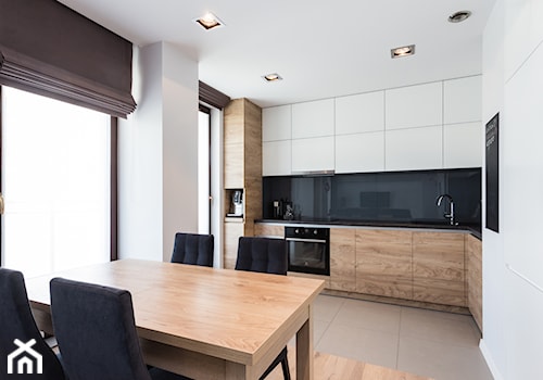 Średnia otwarta z zabudowaną lodówką kuchnia w kształcie litery l, styl nowoczesny - zdjęcie od MODIFY - Architektura Wnętrz