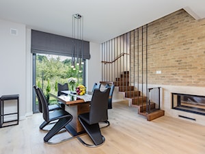 Dom w Markach 207m - Średnia biała jadalnia w salonie, styl nowoczesny - zdjęcie od MODIFY - Architektura Wnętrz